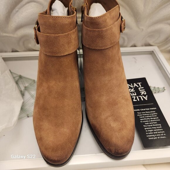 Naturalizer "Lydia" Brown Leather Booties. NIB. Size 9.5 - Picture 8 of 14